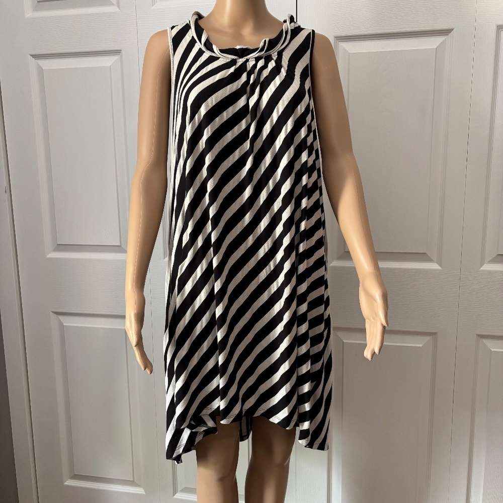Evolution by Cyrus black and off white stripe sleeveless dress size M